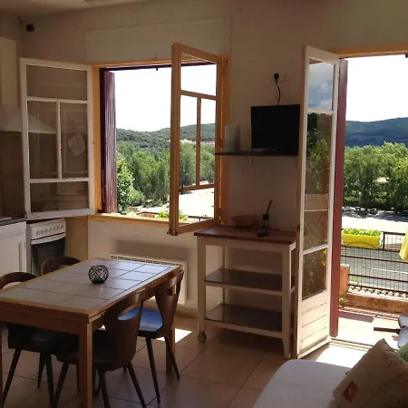Apartment Bel Appartement, Terrasse Plein Sud, Vieux Village *